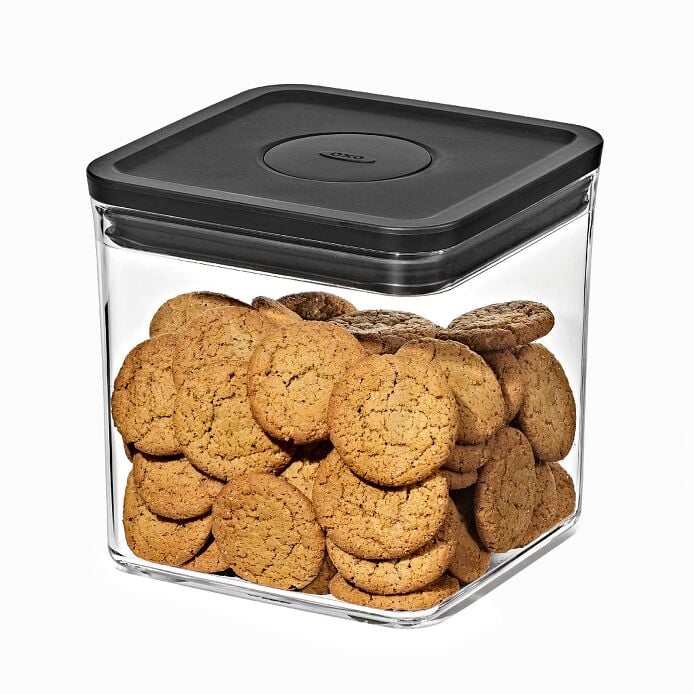 OXO POP 2.8-quart big square short container with black lid